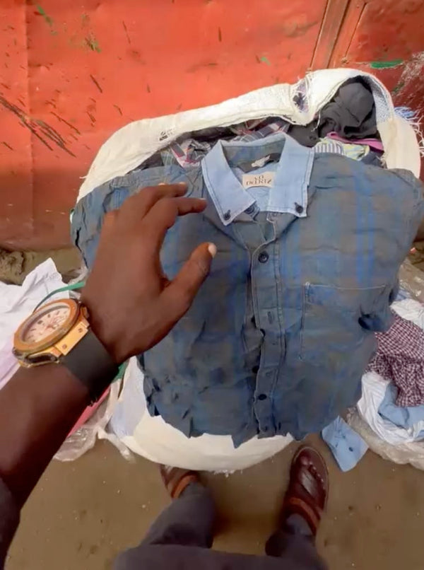 The incredible story of a shirt that travelled without adress label