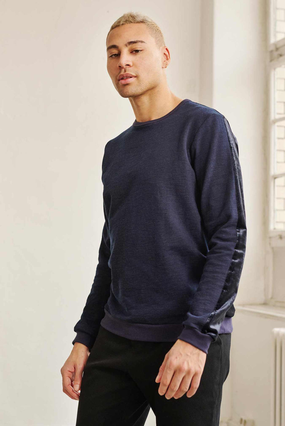 ADDeertz Sweater Navy Velvet menswear Berlin